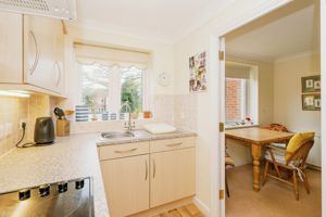 KITCHEN- click for photo gallery